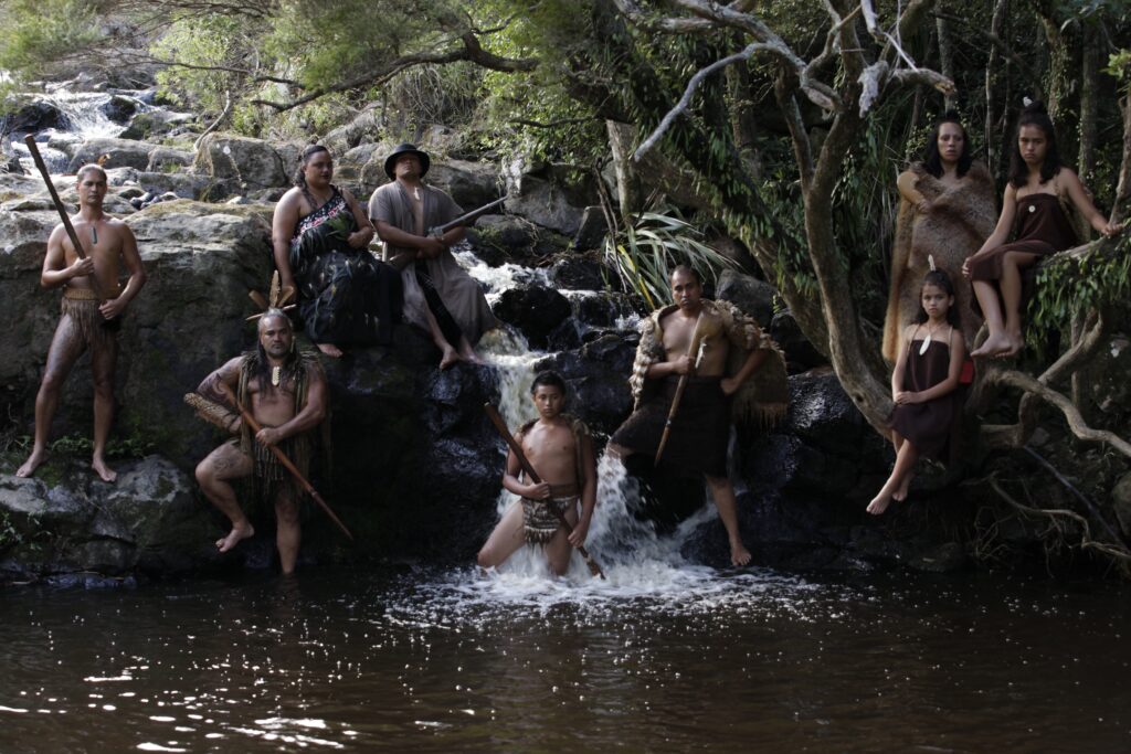 nz-maori-family-traditional-river-bush-jimmy-nelson-discoverpage-detail-culture-history copy