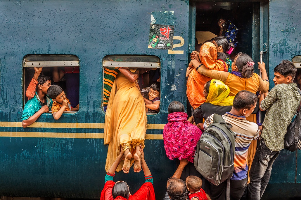 PEOPLE CATEGORY WINNER 2023 - Sanchayan Chowdry - Travelling home for Eid-ul Abha - Chittagong, Bangladesh