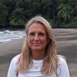 Nicola @ Naturally Travels